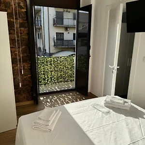 acquicella-house.catania-hotels.net/
