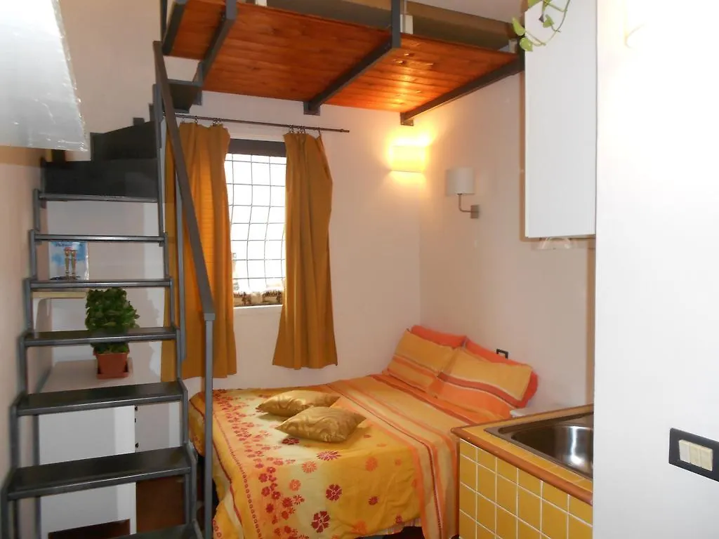 Max Studios Florence 3*,